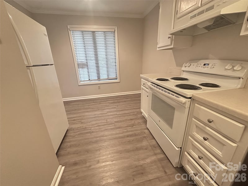 222 Ridge Forest Ct, Winston Salem, NC 27104