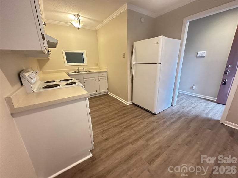 222 Ridge Forest Ct, Winston Salem, NC 27104