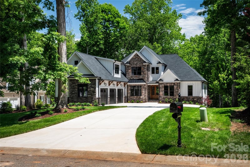 7583 Cottonwood Dr, Denver, NC 28037