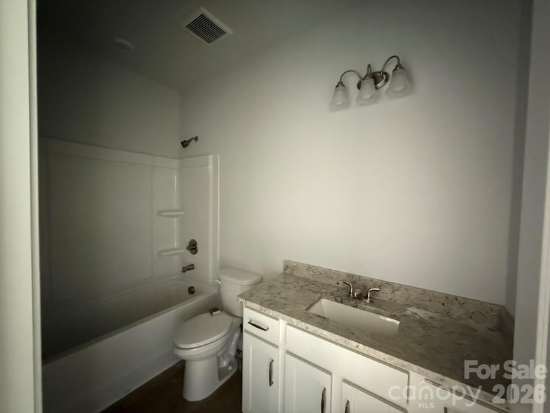 1301 Bansal Dr, Charlotte, NC 28215