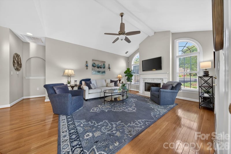8437 Windsor Ridge Dr, Charlotte, NC 28277