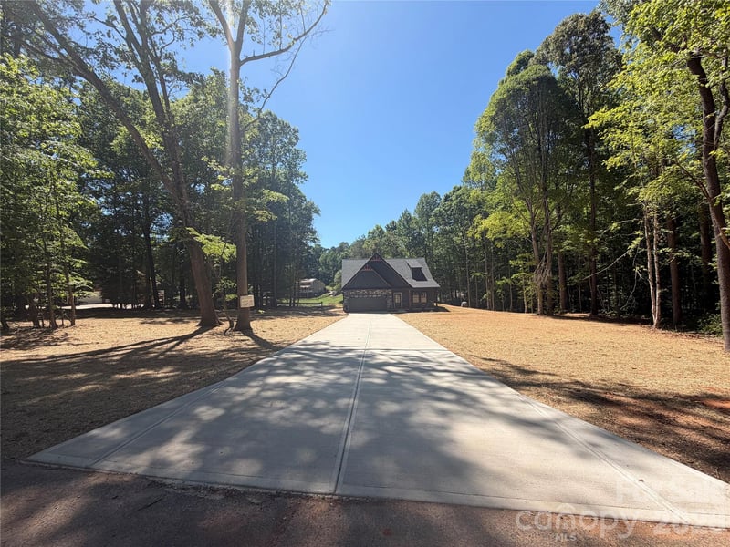 320 Blue Heron Rd, Salisbury, NC 28146