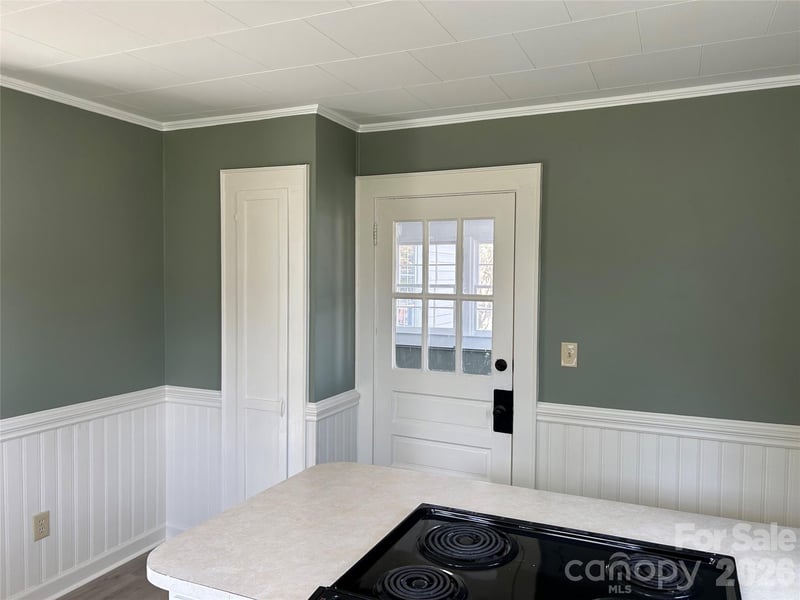 604 Dodge St, Kannapolis, NC 28083