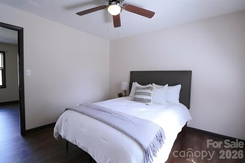 525 12th St #29, Hickory, NC 28602