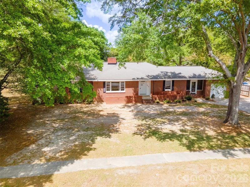 211 Richland St, Kershaw, SC 29067