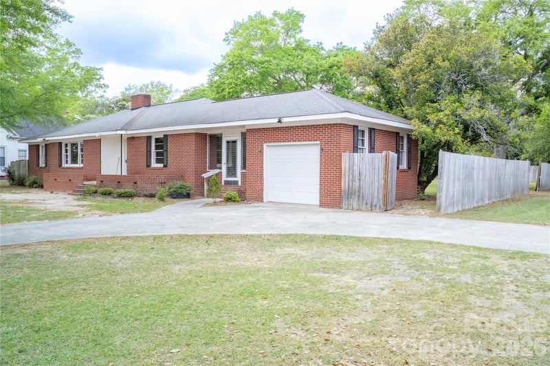 211 Richland St, Kershaw, SC 29067