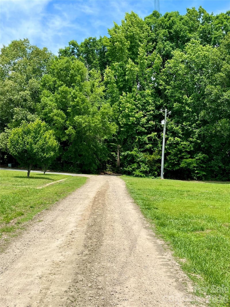 719 Phillipstown Rd, Kershaw, SC 29067