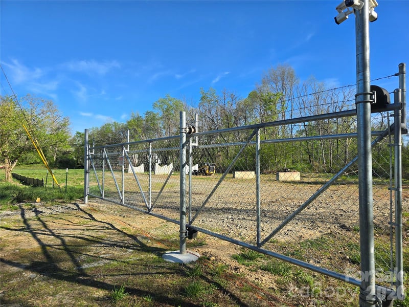 65 Mills Gap Rd, Fletcher, NC 28732