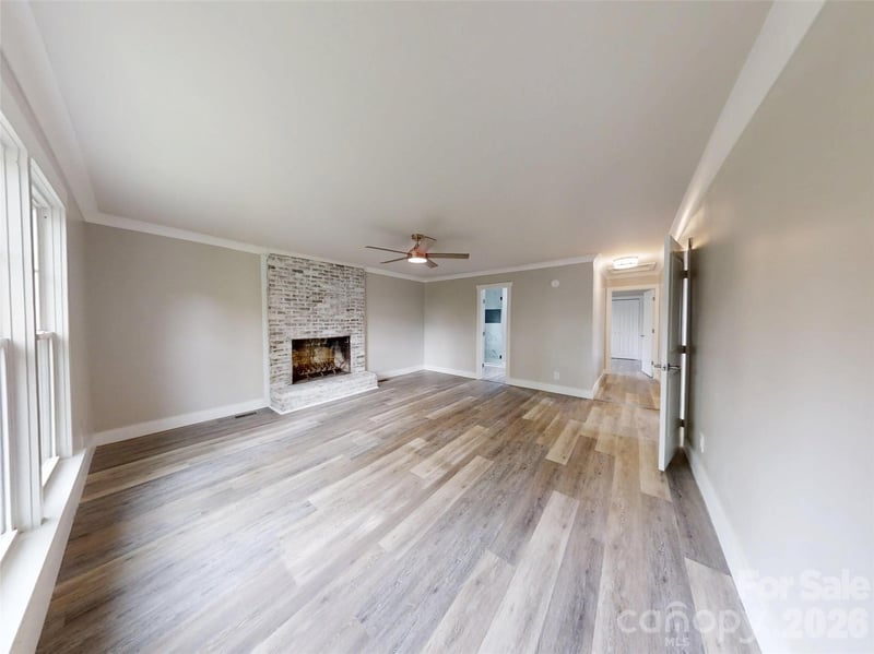 307 Washington Ave, Bessemer City, NC 28016