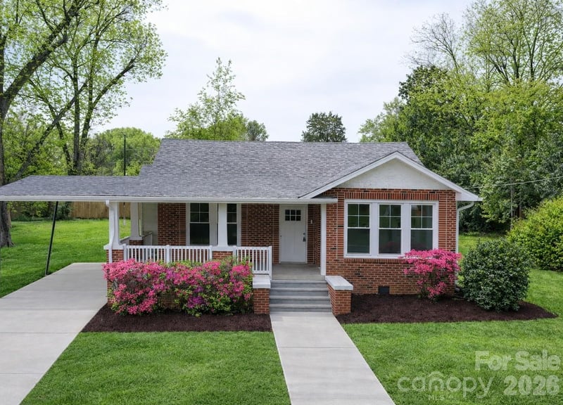 307 Washington Ave, Bessemer City, NC 28016