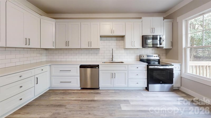 307 Washington Ave, Bessemer City, NC 28016