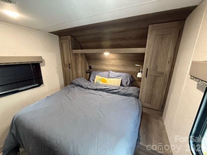 122 Oak St #371, New London, NC 28127