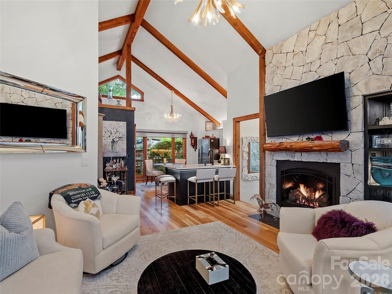 135 Club House Dr #5A, Burnsville, NC 28714