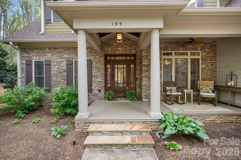 109 Hawksnest Ln, Mooresville, NC 28117
