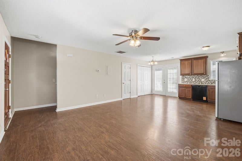 1057 19th St, Hickory, NC 28601