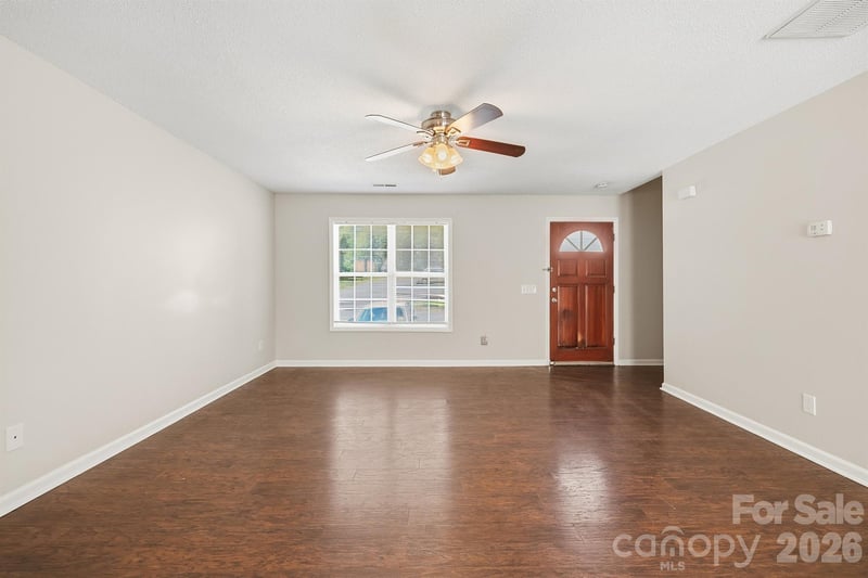 1057 19th St, Hickory, NC 28601