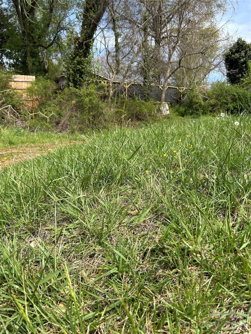 99999 Lamb Ave #2, Asheville, NC 28806