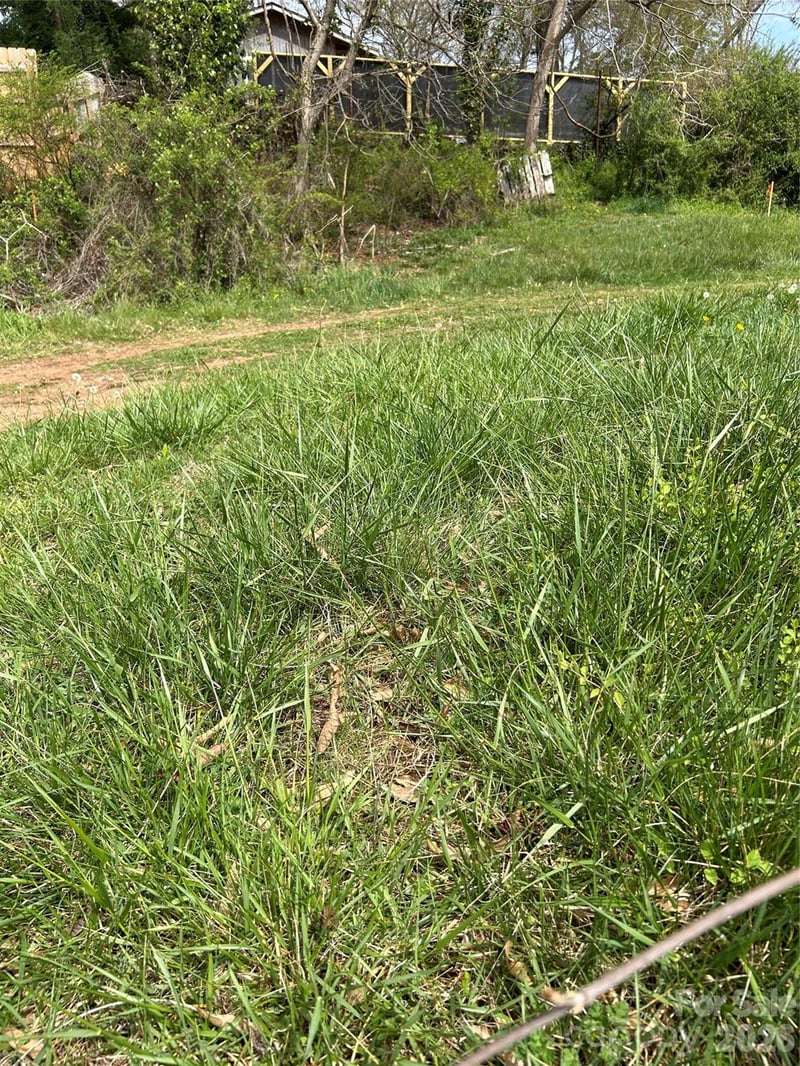 99999 Lamb Ave #2, Asheville, NC 28806