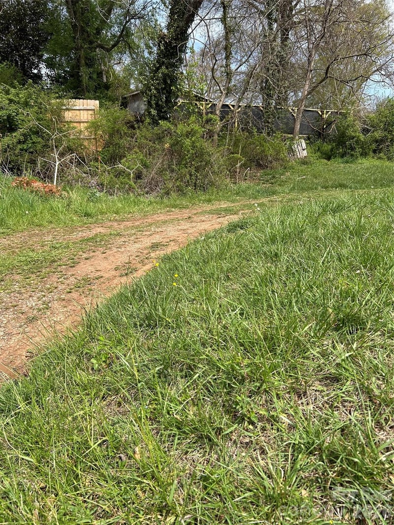 99999 Lamb Ave #2, Asheville, NC 28806