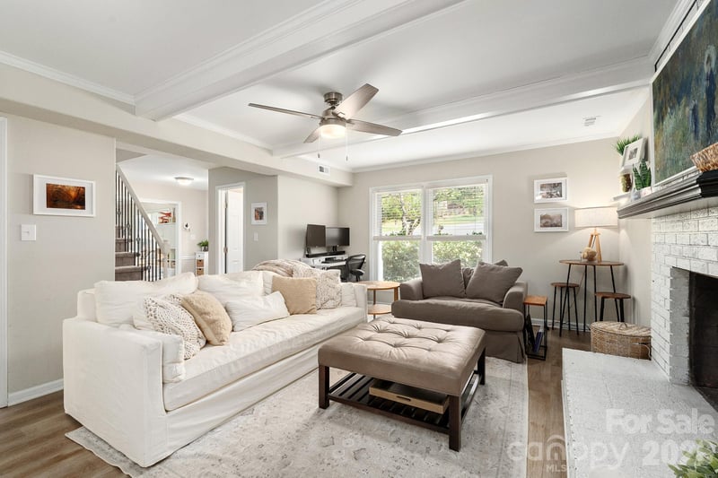 8124 Red Cap Ln, Charlotte, NC 28270