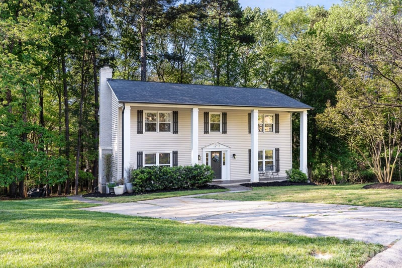 8124 Red Cap Ln, Charlotte, NC 28270