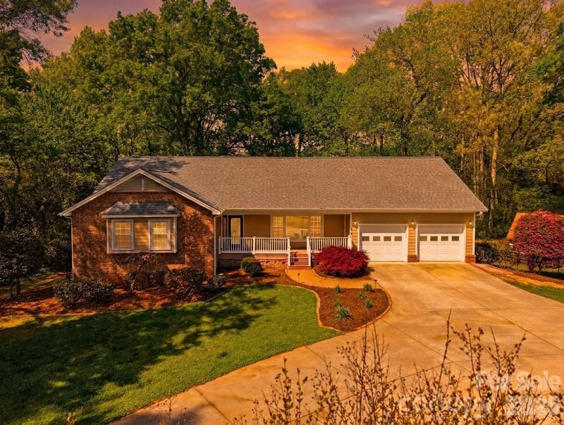 1512 Little Hill Rd, Newton, NC 28658