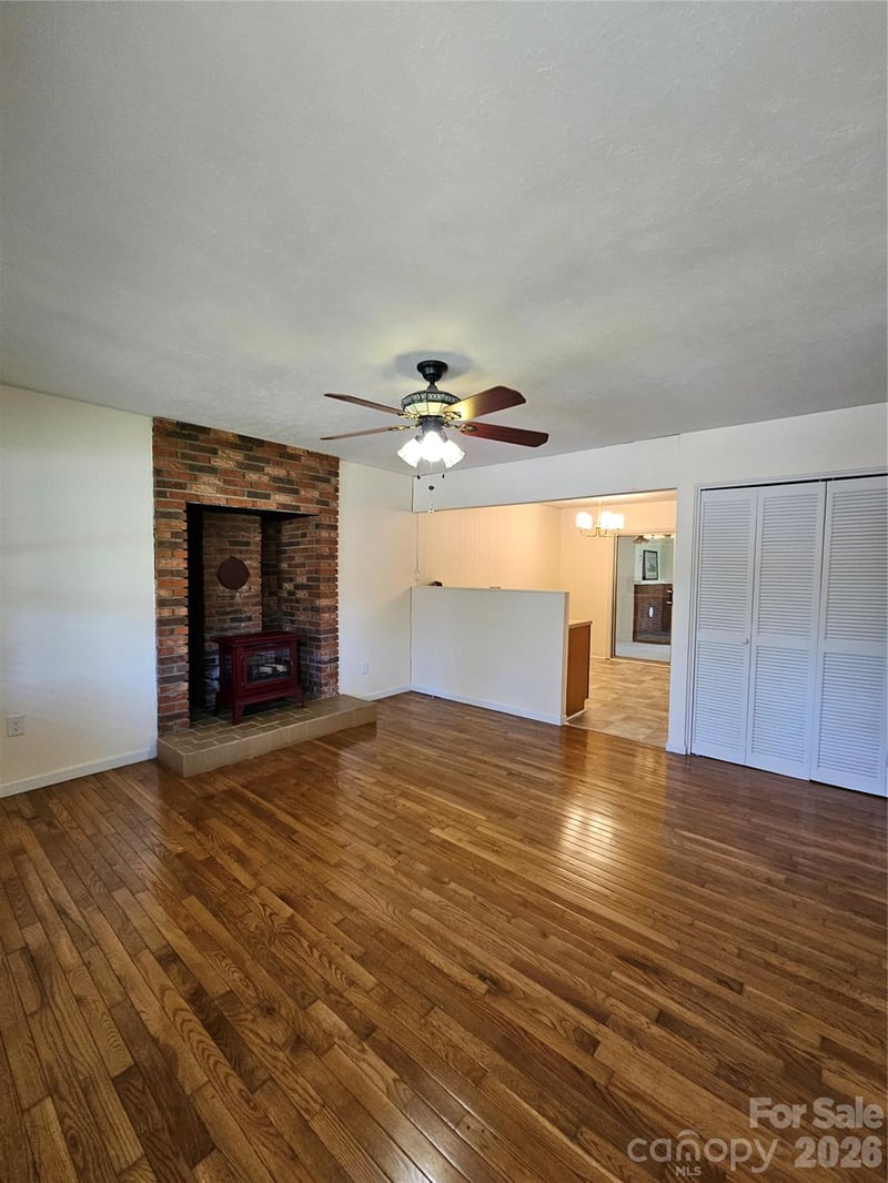 3220 Sweeten Creek Rd, Asheville, NC 28803