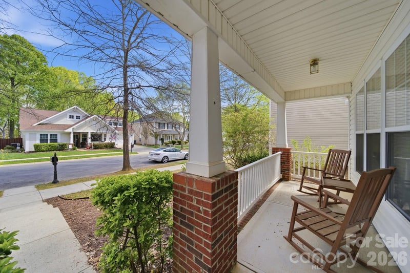 6010 Colonial Garden Dr, Huntersville, NC 28078