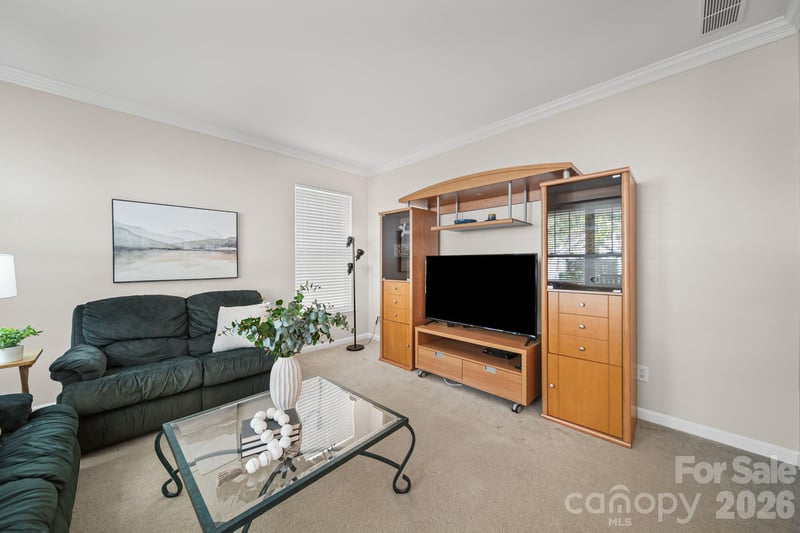 6010 Colonial Garden Dr, Huntersville, NC 28078