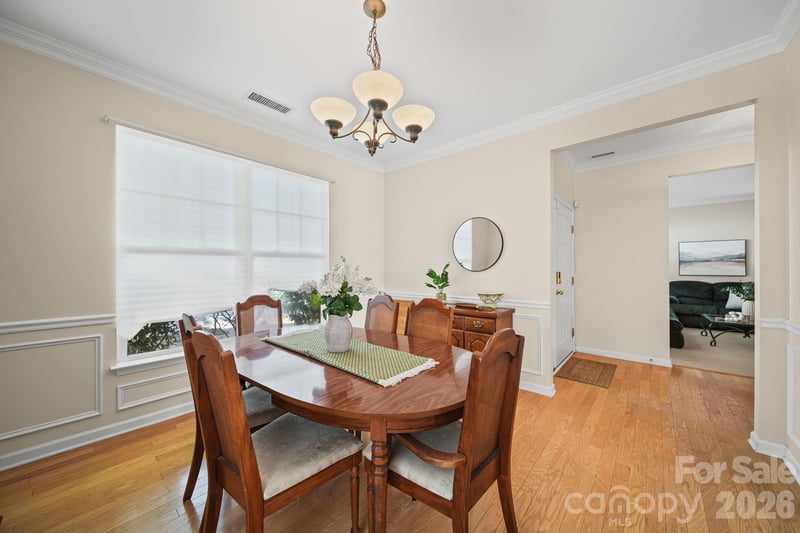 6010 Colonial Garden Dr, Huntersville, NC 28078
