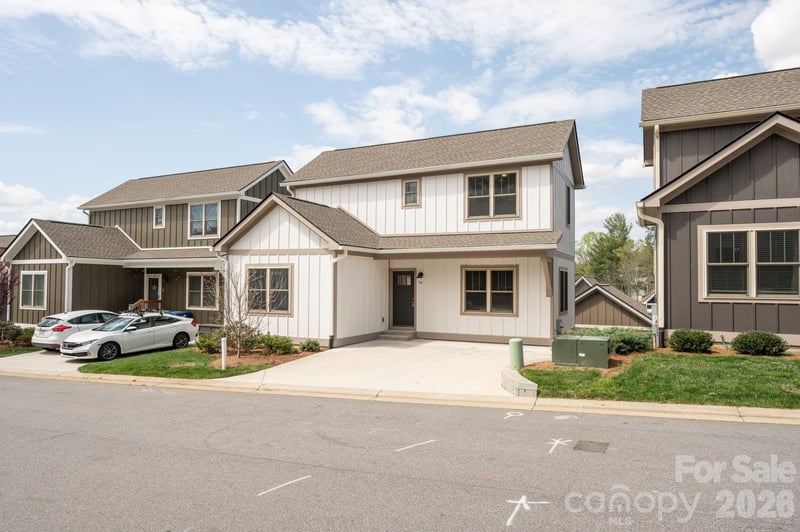 79 Wheeler Rd, Weaverville, NC 28787