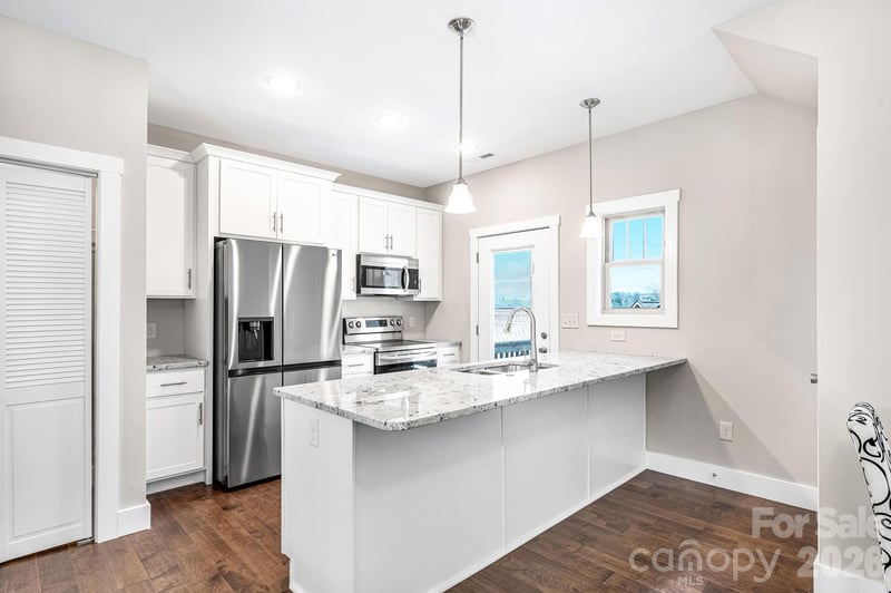 79 Wheeler Rd, Weaverville, NC 28787