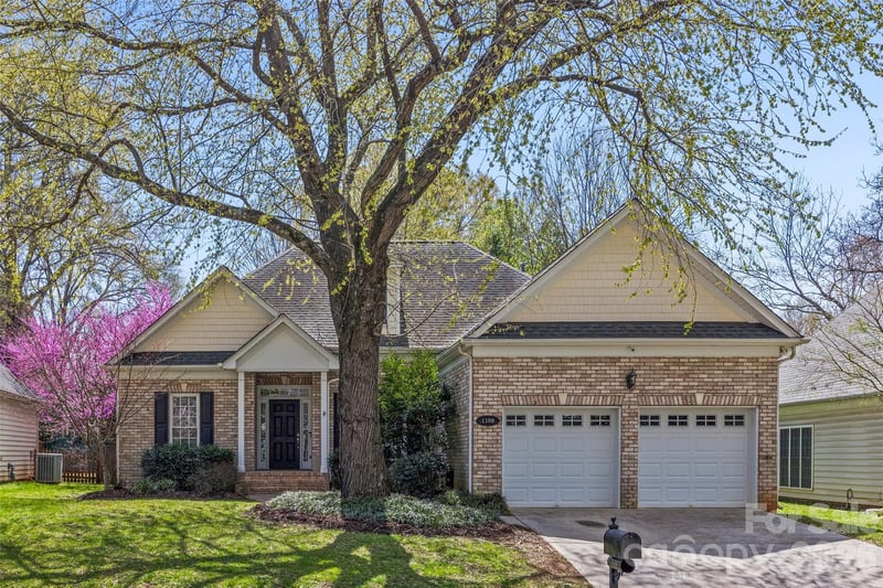 1109 Moray Ct, Charlotte, NC 28211