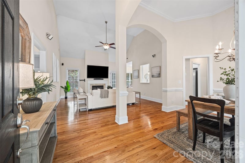 1109 Moray Ct, Charlotte, NC 28211