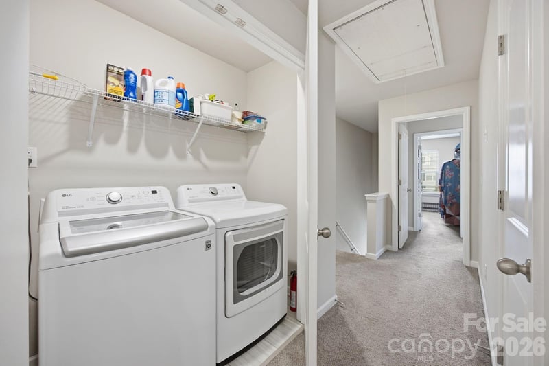 10041 Brittondale Ln, Charlotte, NC 28215