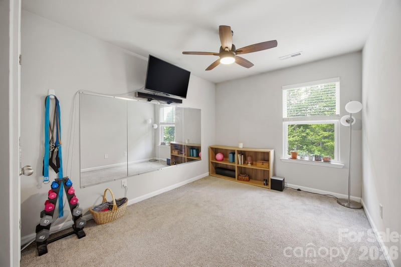 10041 Brittondale Ln, Charlotte, NC 28215