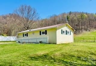 1638 Hughes Gap Rd, Bakersville, NC 28705