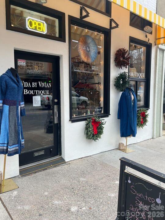 9-13 Broadway St, Asheville, NC 28801