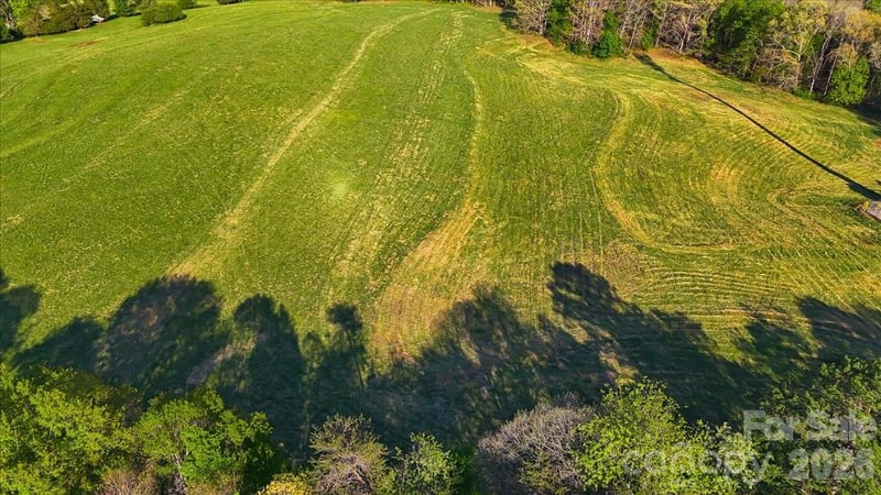2923 Doc Pugh Rd, Connelly Springs, NC 28612