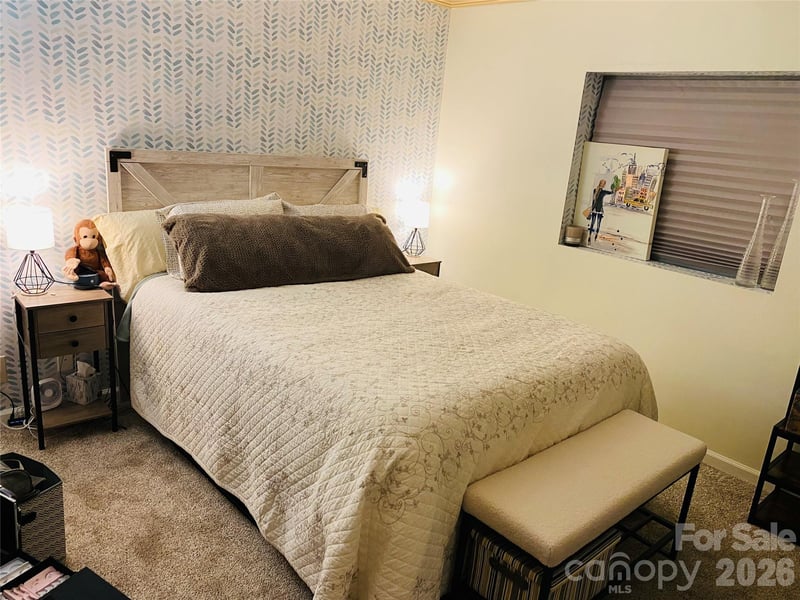 29 Plum Nearly Ln, Maggie Valley, NC 28751
