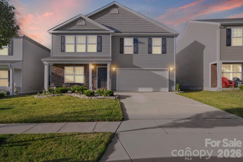 2130 Eastway Dr, Dallas, NC 28034