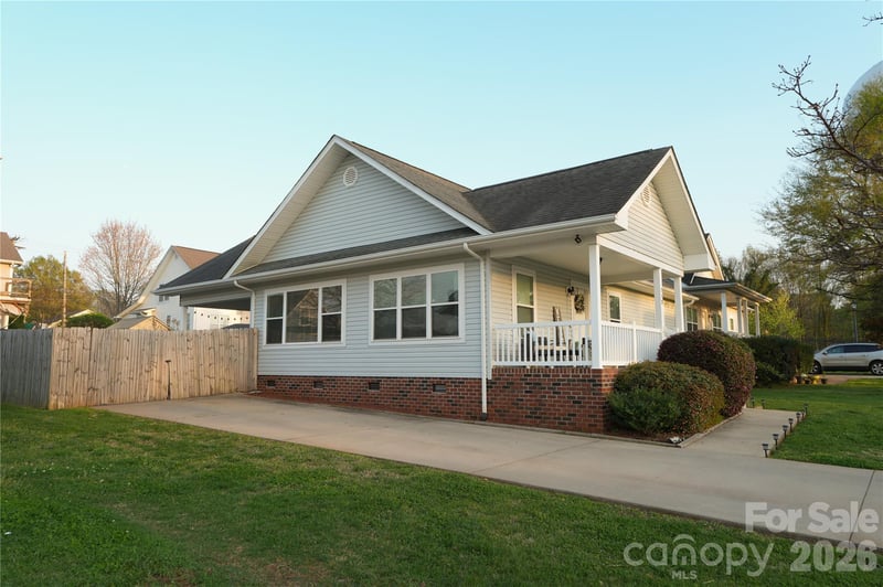 713 Willie Beatty Ct, Statesville, NC 28677