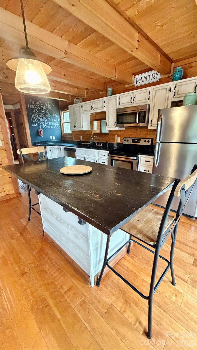 1142 Clearwater Pw, Rutherfordton, NC 28139