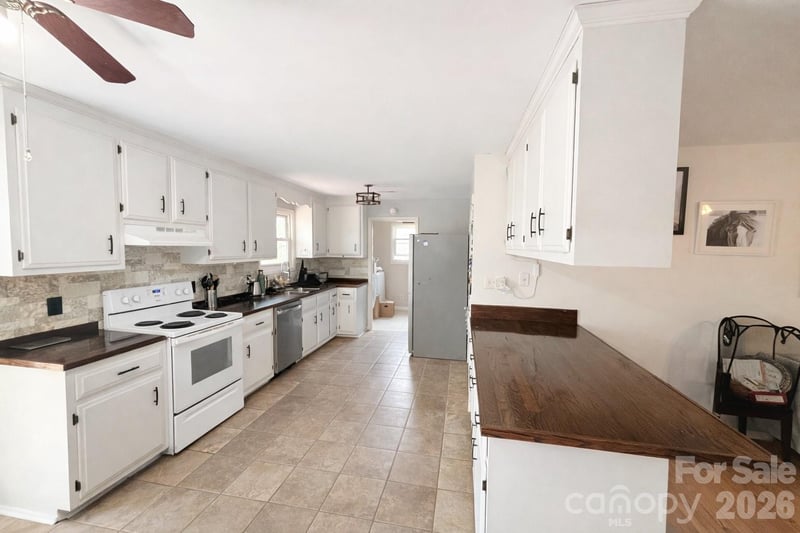 5172 Us 70 Hw, Nebo, NC 28761