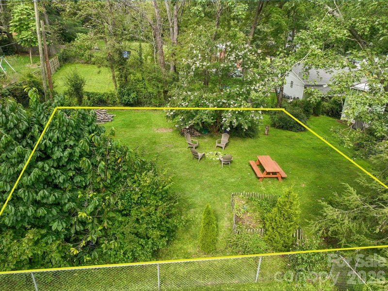 10 Rex Dr, Asheville, NC 28806