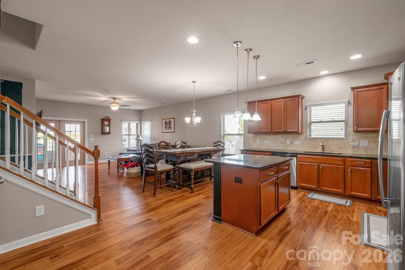 1710 Yellow Daisy Dr, Matthews, NC 28104
