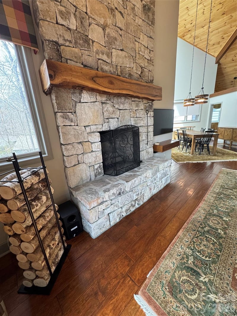 210 Grouse Moor Dr #210, Linville, NC 28646