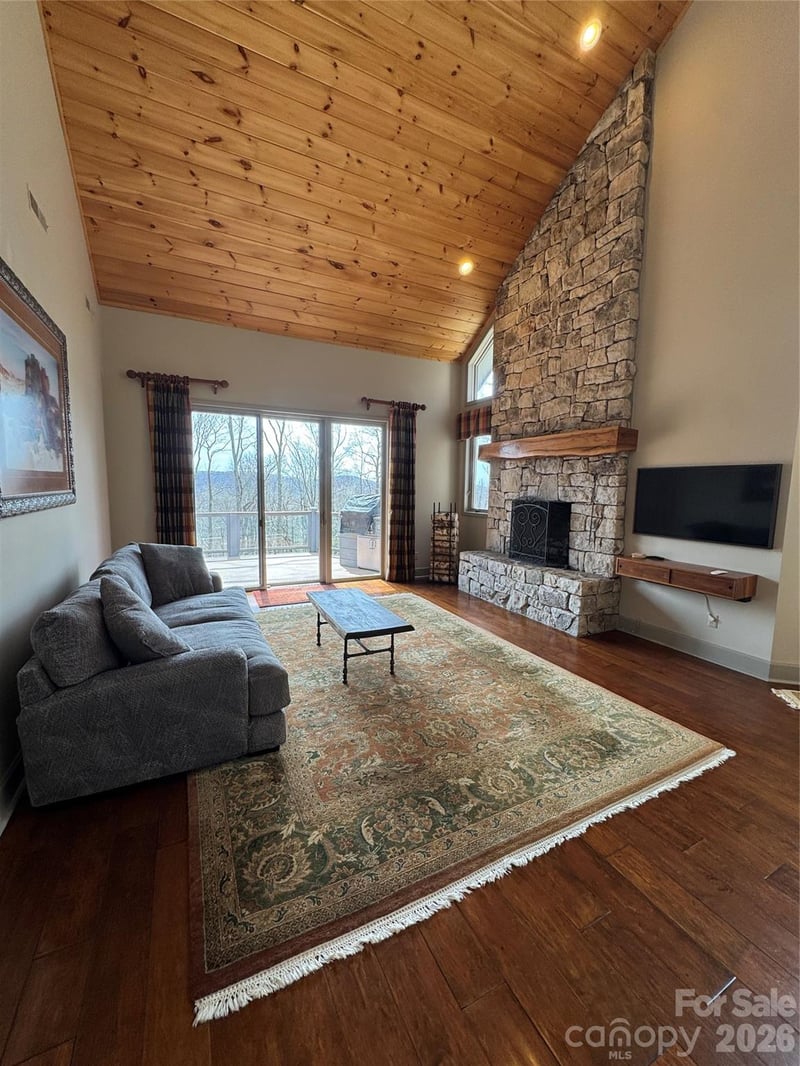 210 Grouse Moor Dr #210, Linville, NC 28646