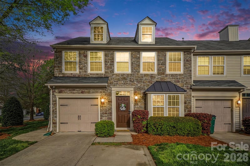 5705 Mossdale Ln, Charlotte, NC 28278