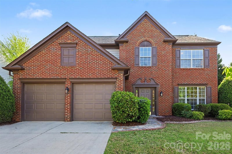 9144 Linden Tree Ln, Charlotte, NC 28277